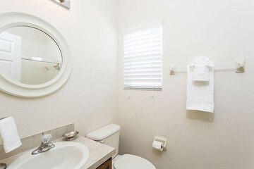 Bathroom sink