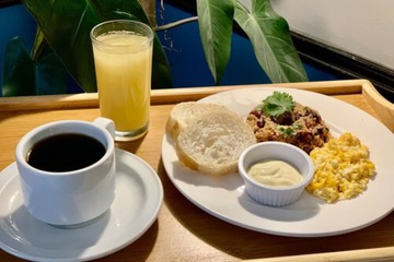 Breakfast meal