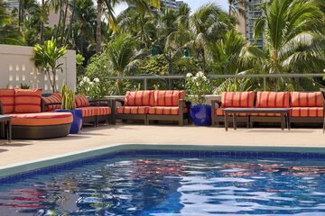 DoubleTree by Hilton Hotel Alana - Waikiki Beach