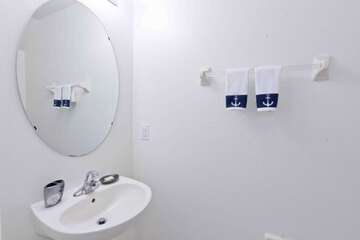 Bathroom sink