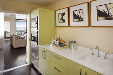 Private kitchenette