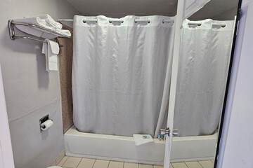 Room 15 of 55