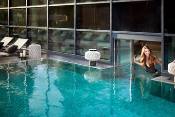 Infinity pool