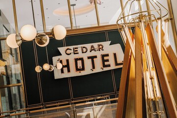 Hotel Interior 25 of 143