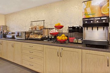 Breakfast area