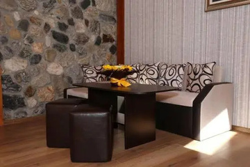 hotel_rooms