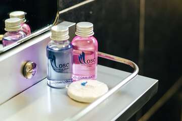 Bathroom amenities