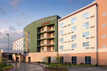 Courtyard by Marriott Dallas Plano / The Colony