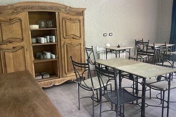 Breakfast area