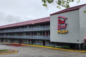 Red Roof Inn PLUS+ Pittsburgh East - Monroeville