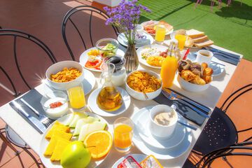 Breakfast meal
