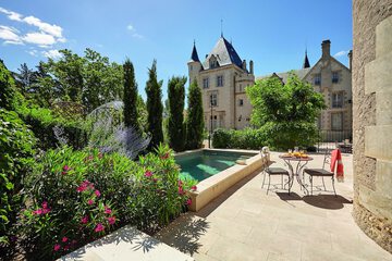 Private pool