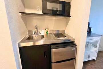 Private kitchenette