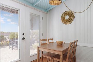 Beach/ocean view