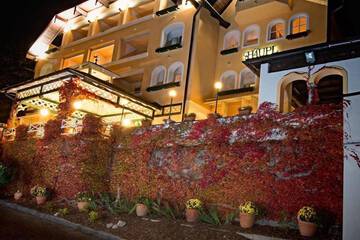 Front of property - evening/night