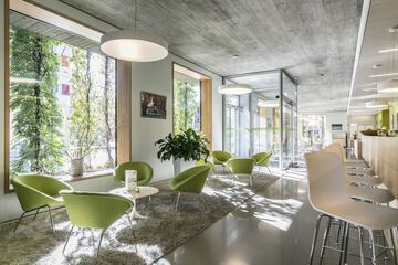 Lobby lounge