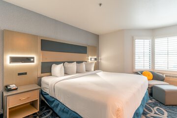 Room 31 of 35