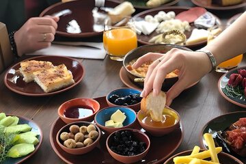 Breakfast meal
