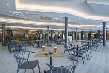 Snack bar