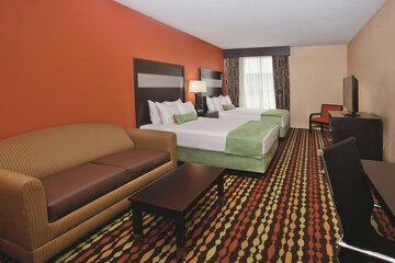 Room 33 of 55