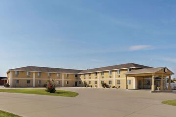 Super 8 by Wyndham Sikeston / Miner Area