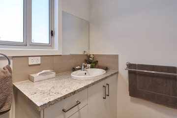 Bathroom sink