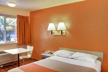 Room 30 of 53