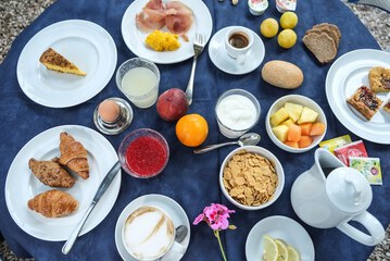 Breakfast meal