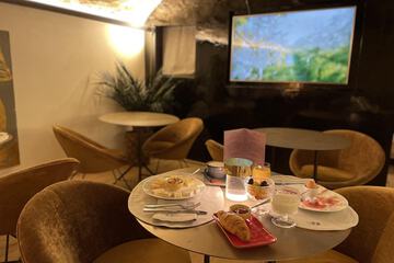 Breakfast area