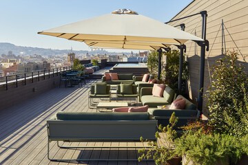 Rooftop pool
