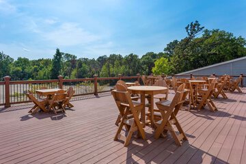 Hotel Exterior 57 of 61