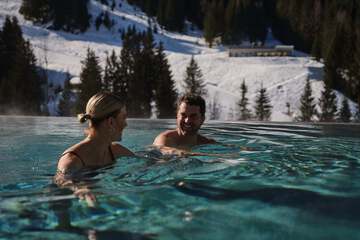 Infinity pool