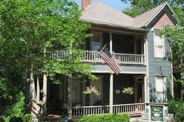 Edgewood Manor