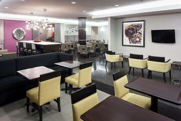 Breakfast/Coffee Service 35 of 38