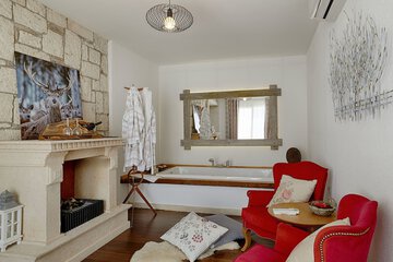 Jetted tub
