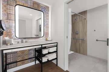Bathroom shower