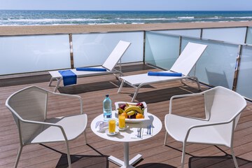 Sundeck