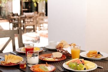 Breakfast meal
