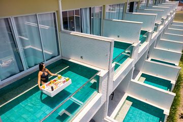 Private pool