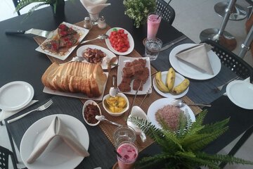 Breakfast meal