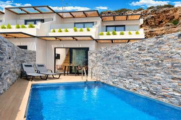 Private pool