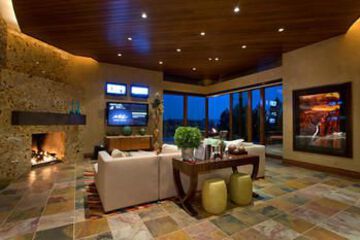 Executive Lounge