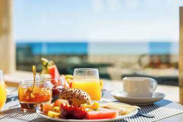 Breakfast meal