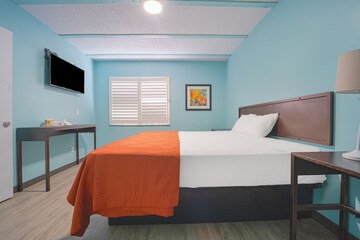 Room 11 of 35