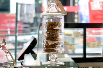 Snack bar