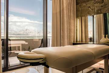 Massage in accommodation