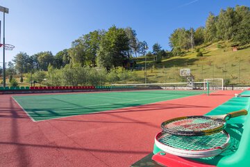 Tennis court