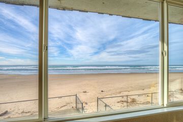 Beach/ocean view