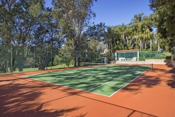 Tennis court