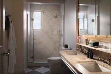 Bathroom sink